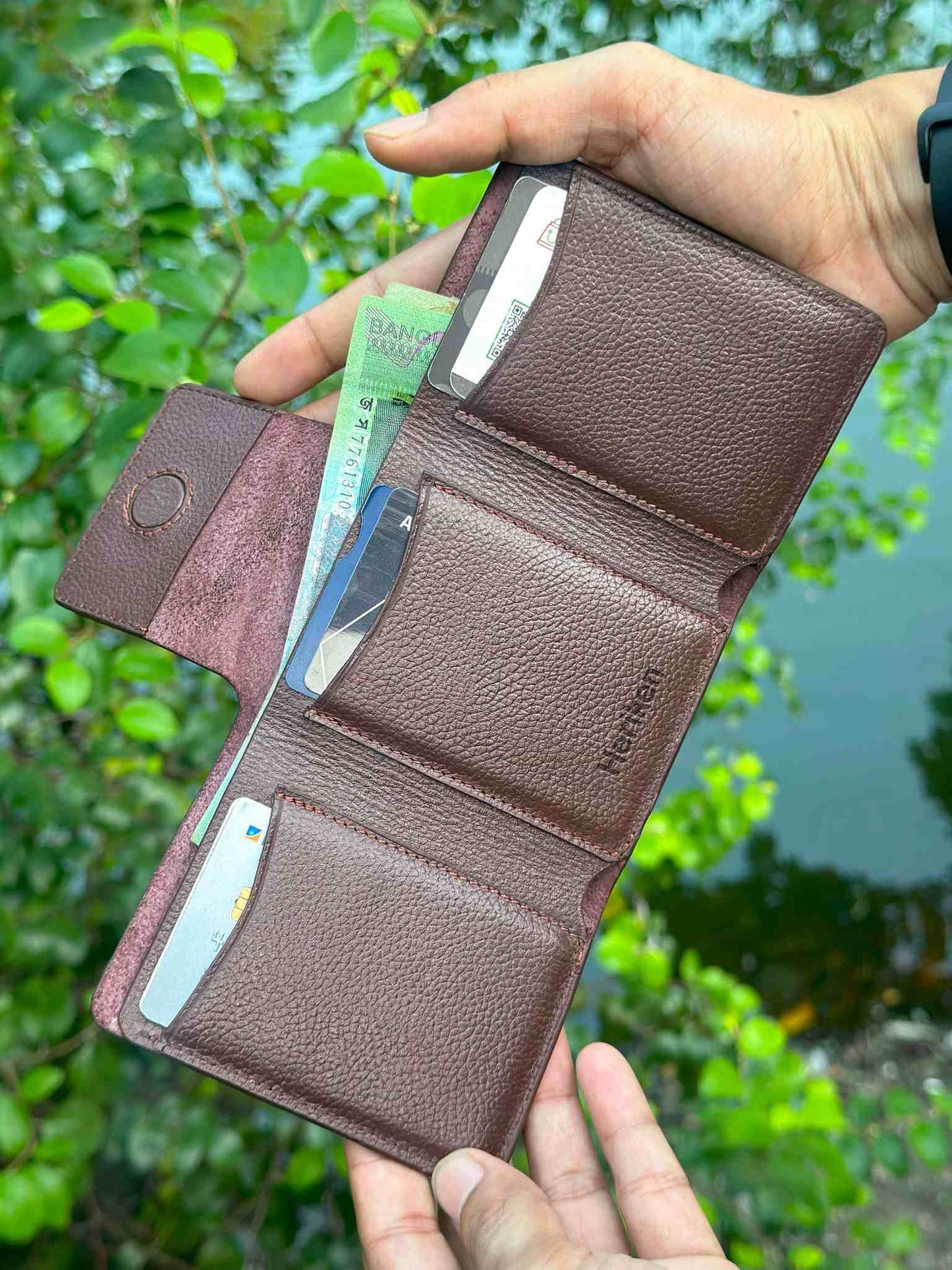 Trifold Smart Card Holder Wallet